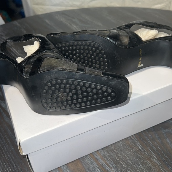 Stefani Duke sling back black mesh patent heels (7 1/2) - Picture 4 of 4